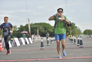 BIB: 
                            <button type="button" onclick="openModal(4943352)" class="btn btn-primary btn-sm float-right btn-popup" data-toggle="modal" data-target=".modal-high-quality">
                        <i class="fas fa-shopping-cart"></i> Add to Cart
                    </button>
                                            <button type="button" onclick="isThisMe(4943352, true)" class="btn btn-success btn-sm float-right btn-popup btn-isme hidden" data-toggle="tooltip" data-placement="bottom" title="นี่คือรูปของคุณใช่ไหม คลิกที่นี่เพื่อเอาเข้าอัลบั้ม">
                        <i class="fas fa-plus"></i> Add to album
                    </button>
                    <button type="button" onclick="isThisMe(4943352, false)" class="btn btn-warning btn-sm float-right btn-popup btn-isnotme hidden">
                        <i class="fas fa-ban"></i> Remove from album
                    </button>